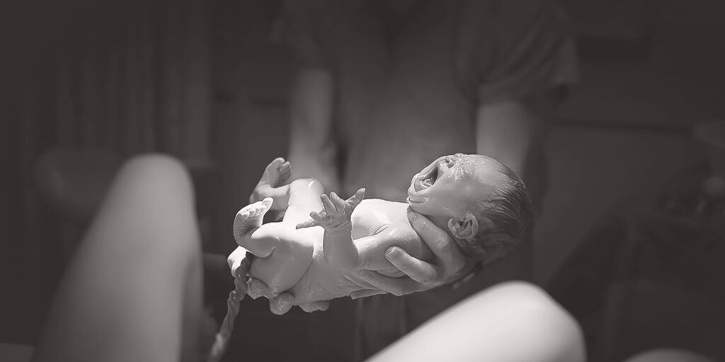 Conheça os sinais que indicam o início do trabalho de parto